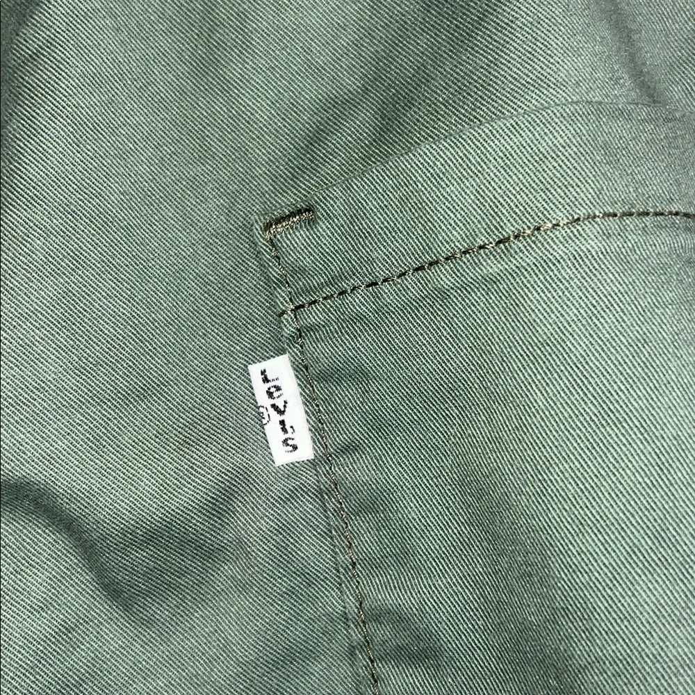 NWT Levi’s Ankle Length Green Khaki Jogger Pants w/ Elastic‎ Waist- 20W